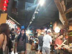 Bugis Cube (D7), Retail #557169191